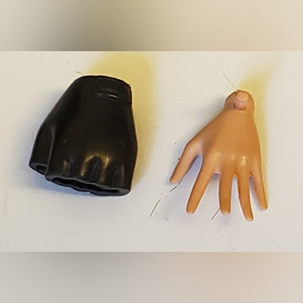 Replacement Hand Glove for Ever After High Dolls Monster